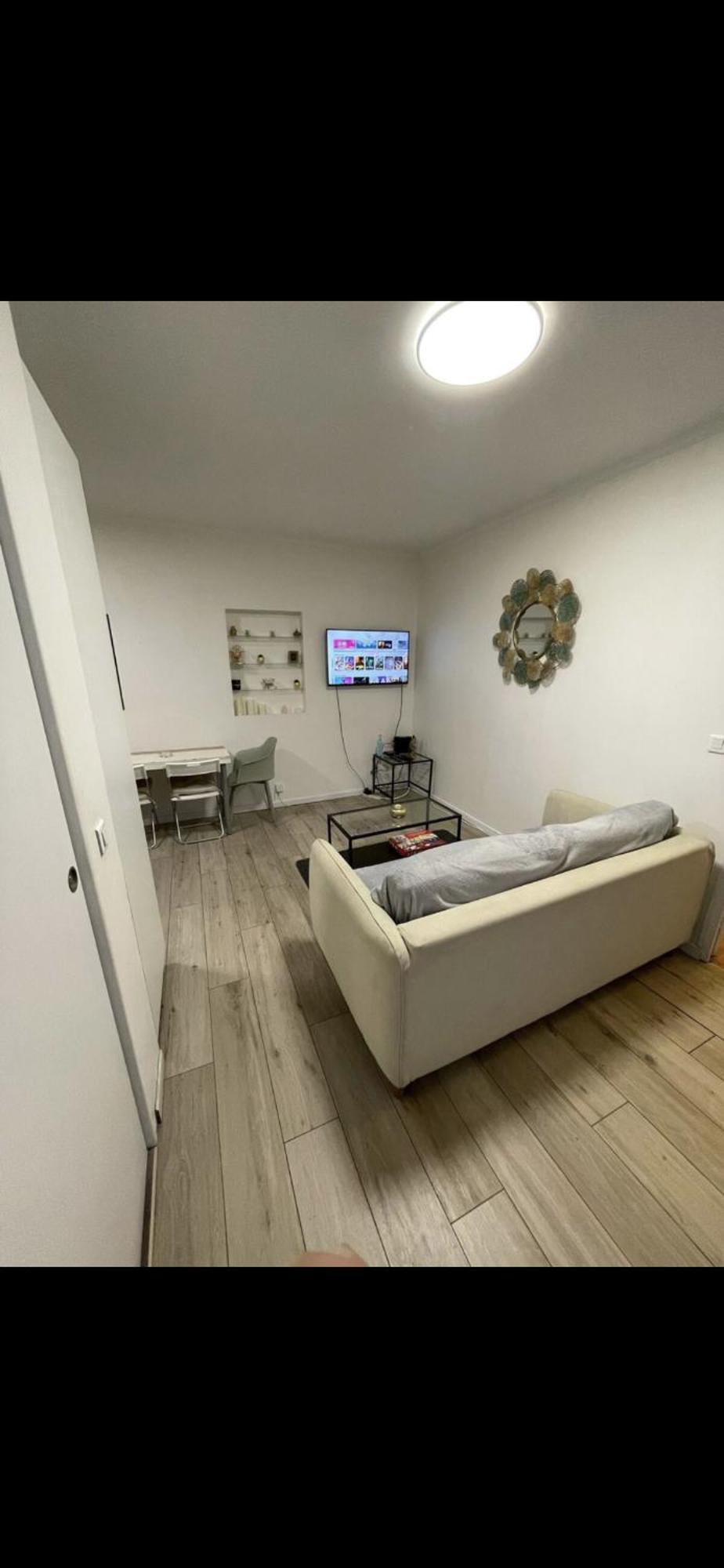 Chambre Et Salon Proche Centre Et Monuments Appartement *